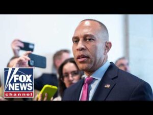 Democratic INFIGHTING ERUPTS as lawmakers DEFY Jeffries