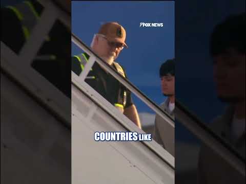 Fox gets INSIDE LOOK at deportation center